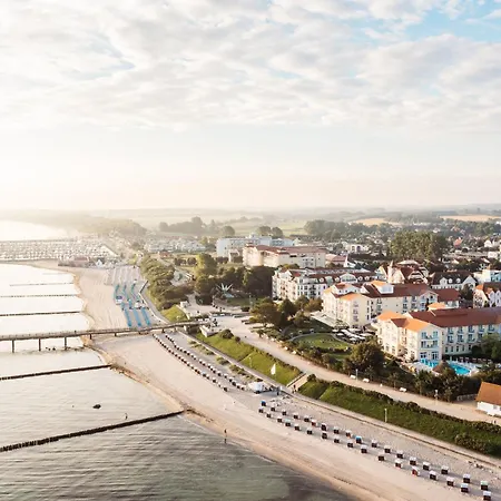 Отель A-rosa Ostseehotel 4*